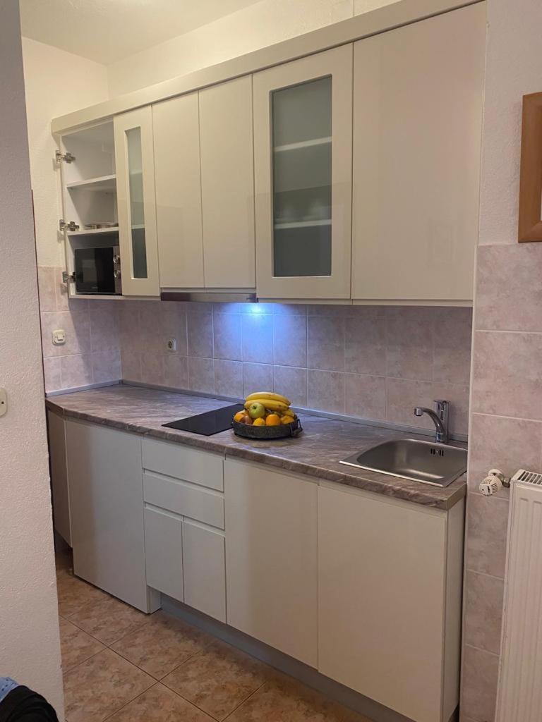 Topic Apartments Vodice Bagian luar foto